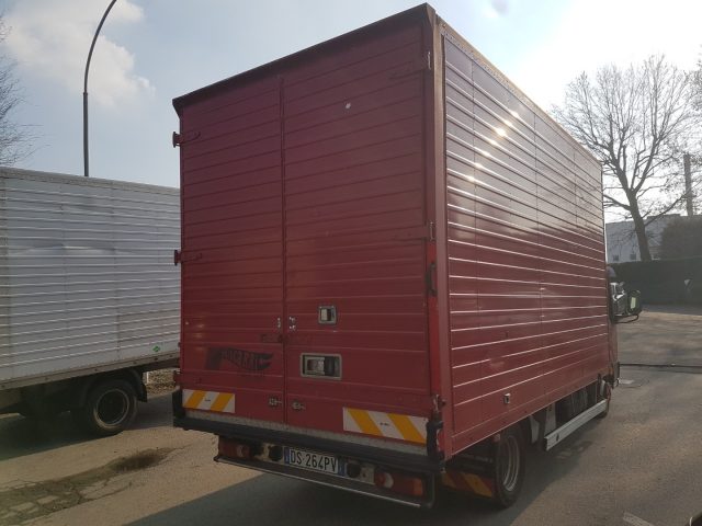 NISSAN Cabstar usata, con Alzacristalli elettrici