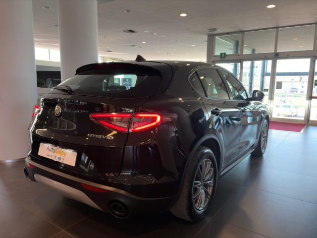 ALFA ROMEO Stelvio usata, con Fari LED