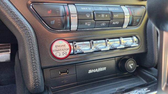 FORD Mustang usata, con Vivavoce