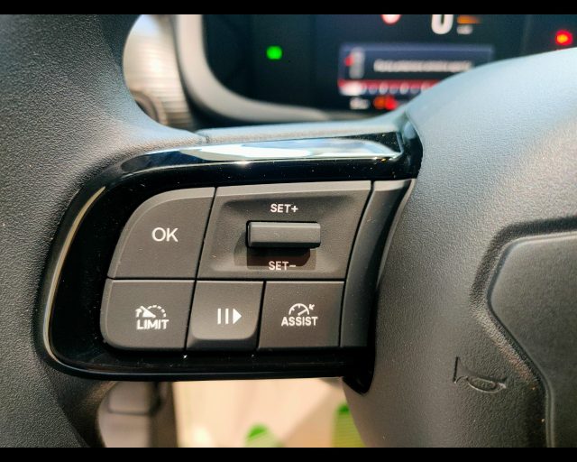 JEEP Avenger usata, con Fari full-led