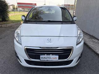 PEUGEOT 5008 usata, con Airbag