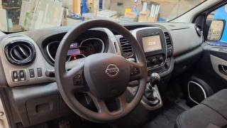NISSAN NV300 usata, con Bracciolo