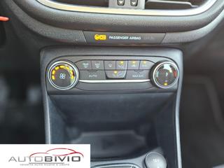 FORD Fiesta usata, con Specchietti laterali elettrici