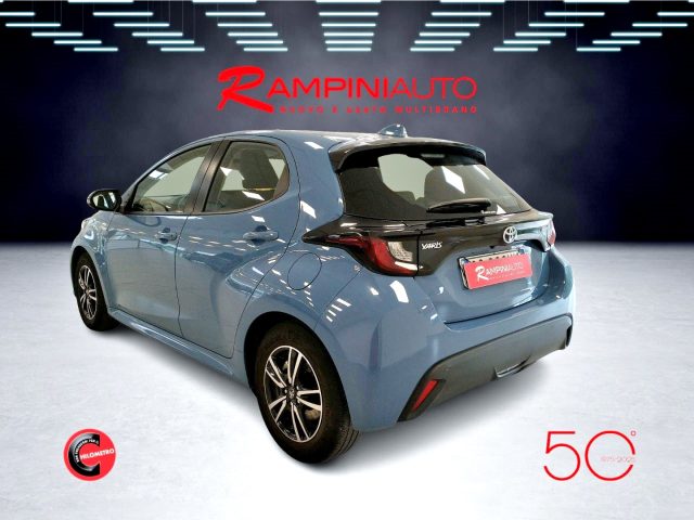 TOYOTA Yaris usata 9