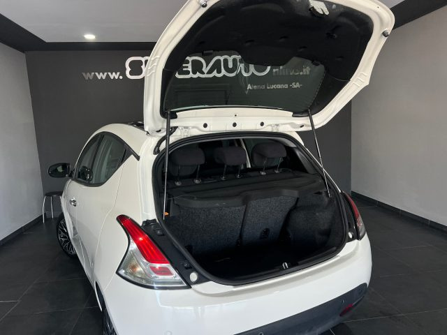 LANCIA Ypsilon usata, con Chiusura centralizzata