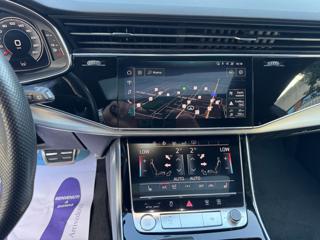 AUDI Q8 usata, con Park Distance Control