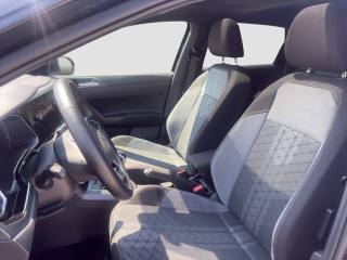 VOLKSWAGEN Taigo usata 8