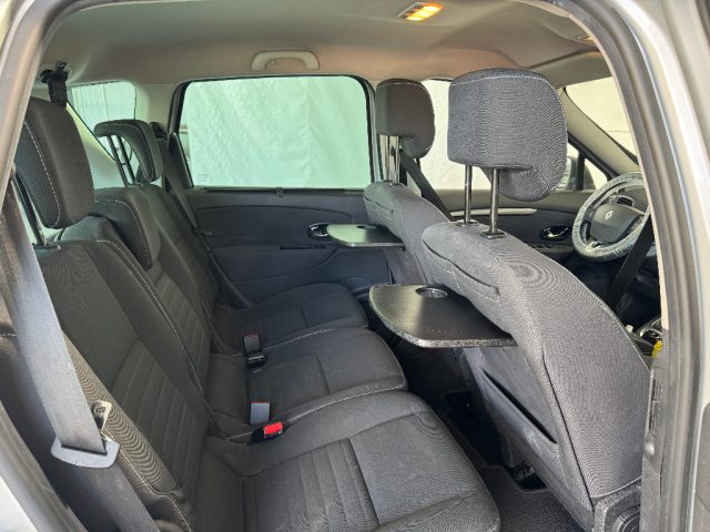 RENAULT Scenic usata 26