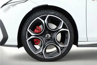 VOLKSWAGEN Golf GTI usata, con Autoradio