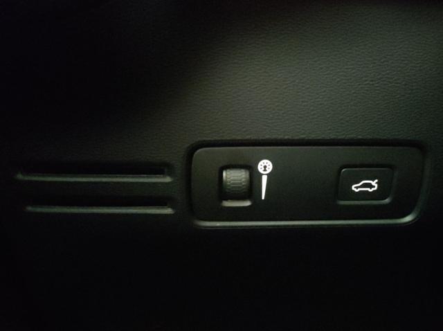 VOLVO XC40 usata, con Controllo automatico clima