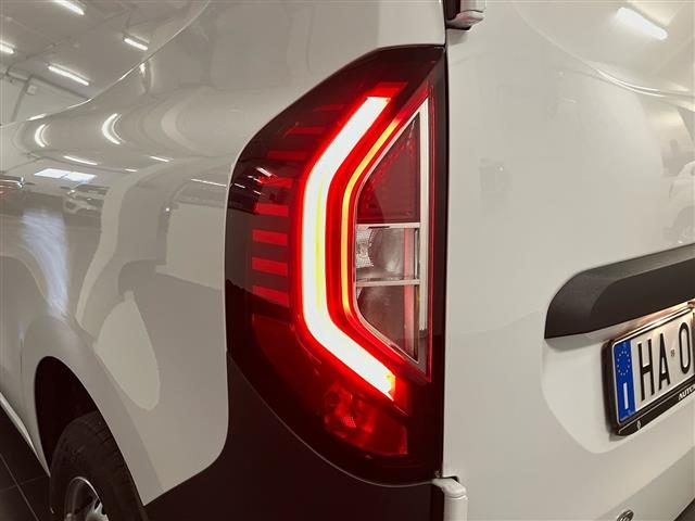 RENAULT Kangoo usata, con Sensori di parcheggio posteriori