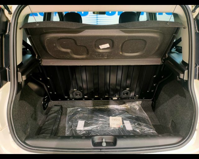 FIAT New Panda usata 17