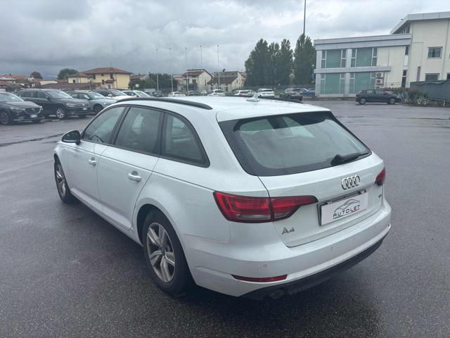 AUDI A4 usata, con Autoradio