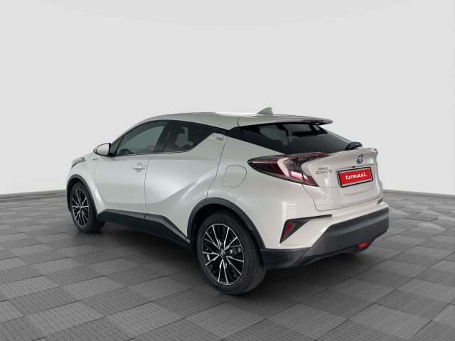TOYOTA C-HR usata 2