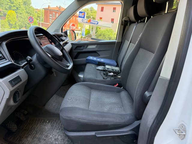 VOLKSWAGEN Transporter usata, con Autoradio digitale