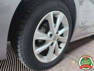 OPEL Corsa usata, con Volante in pelle