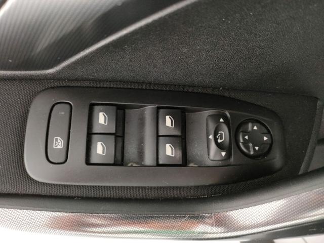 PEUGEOT 2008 usata, con Servosterzo