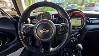 MINI Cooper D usata, con Park Distance Control