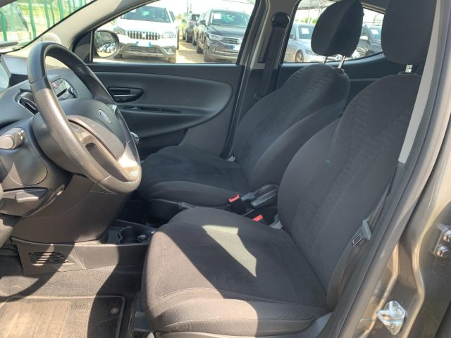 LANCIA Ypsilon usata, con Chiusura centralizzata