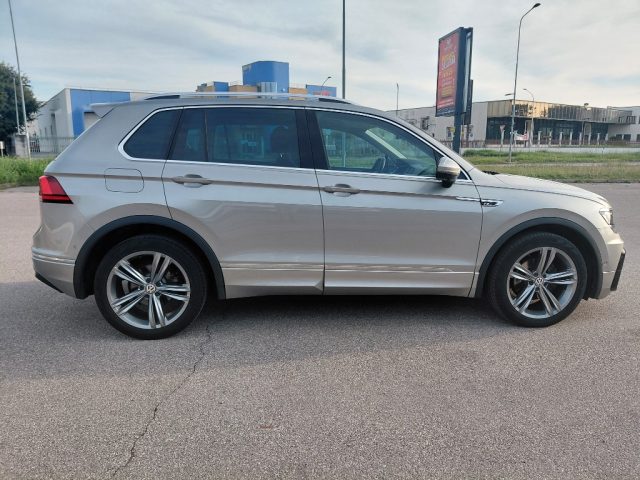 VOLKSWAGEN Tiguan usata, con Airbag Passeggero
