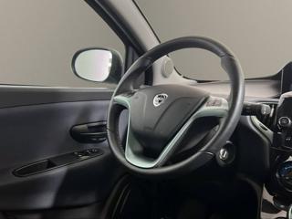 LANCIA Ypsilon usata, con Fari LED