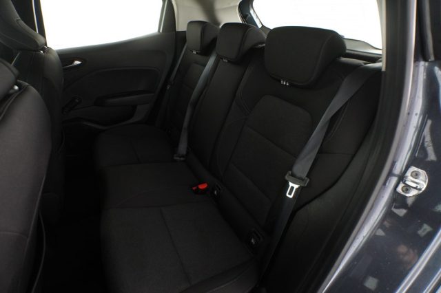 RENAULT Clio usata 9
