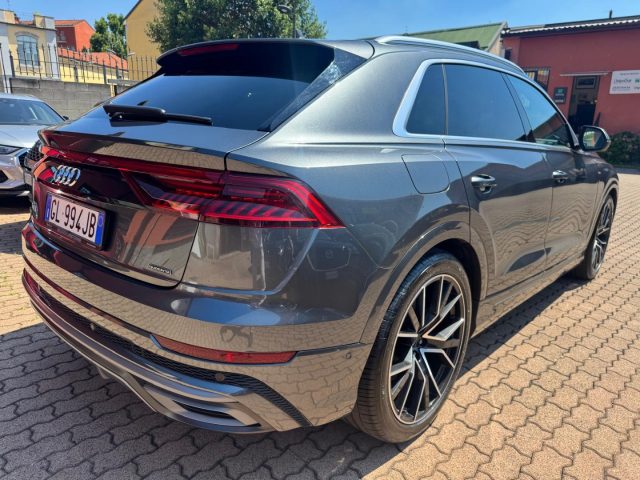 AUDI Q8 usata, con Alzacristalli elettrici