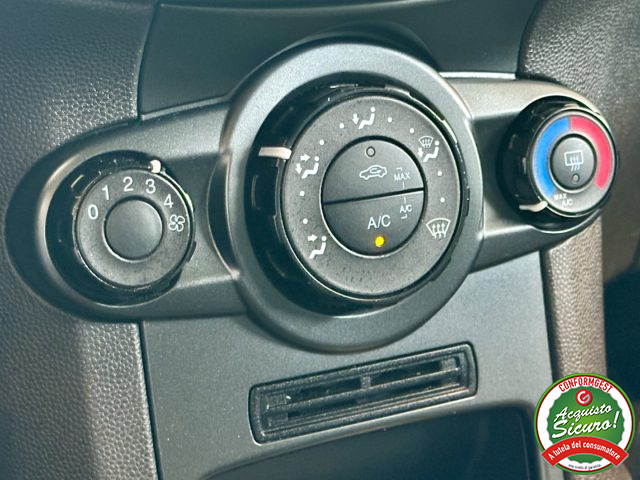 FORD Fiesta usata, con Controllo trazione