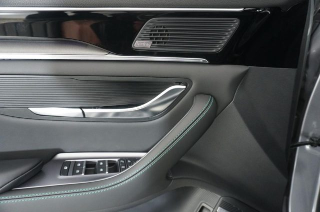 BYD Seal usata, con Tettuccio apribile