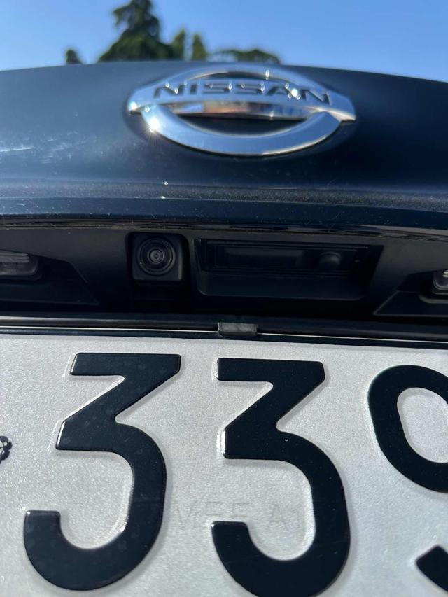 NISSAN Leaf usata, con Park Distance Control
