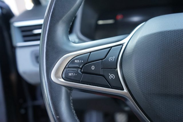 RENAULT Clio usata 26