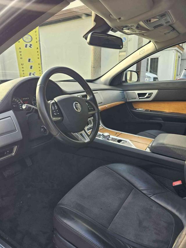 JAGUAR XF usata, con Climatizzatore