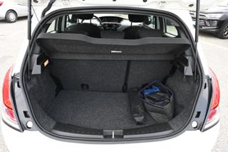LANCIA Ypsilon usata, con ESP
