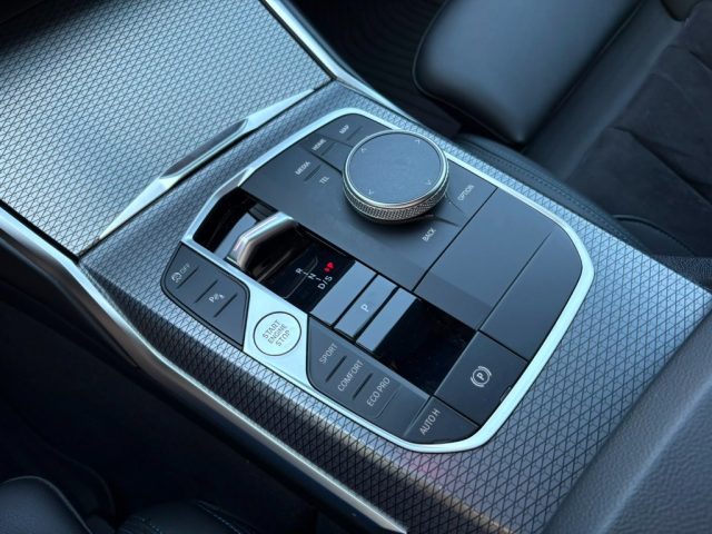 BMW 318 usata, con Sistema di navigazione