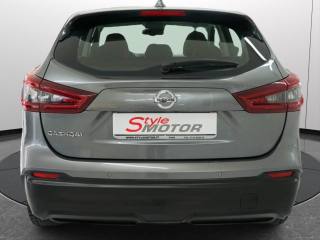 NISSAN Qashqai usata, con Specchietti laterali elettrici