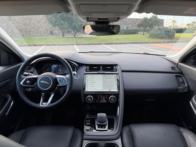 JAGUAR E-Pace usata, con Cronologia tagliandi