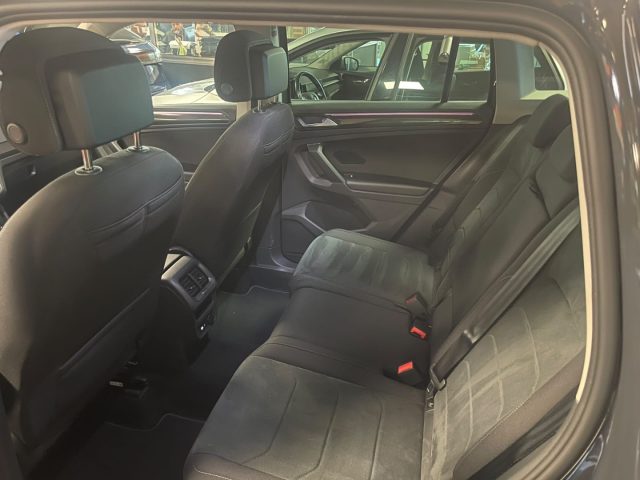 VOLKSWAGEN Tiguan usata, con Bracciolo