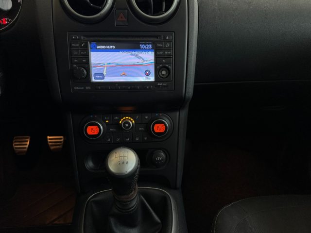 NISSAN Qashqai usata, con Fari Xenon