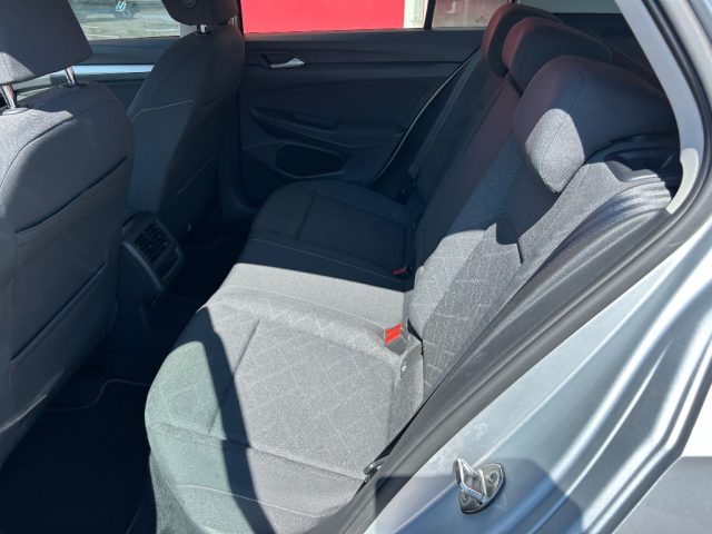 VOLKSWAGEN Golf usata, con Autoradio