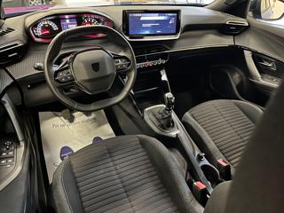 PEUGEOT 2008 usata, con Controllo automatico clima