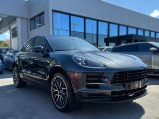 PORSCHE Macan 2.0