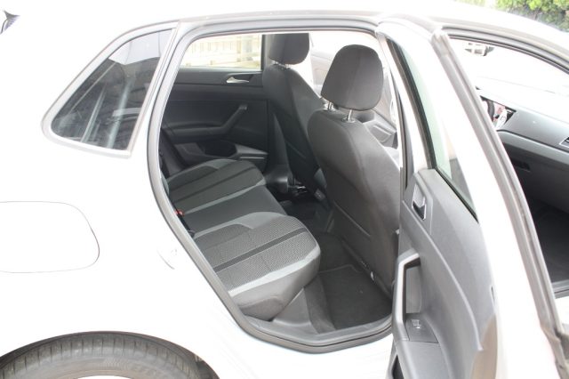 VOLKSWAGEN Polo usata, con Fari LED