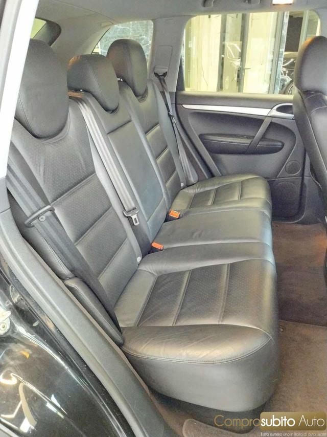 PORSCHE Cayenne usata, con Servosterzo