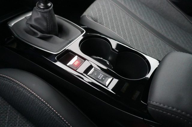 PEUGEOT 2008 usata, con ESP