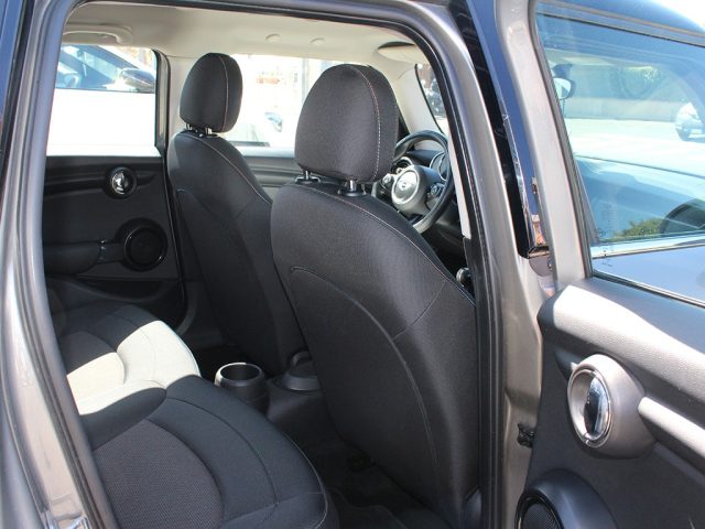 MINI One usata, con Volante in pelle