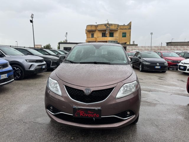 LANCIA Ypsilon usata, con ABS