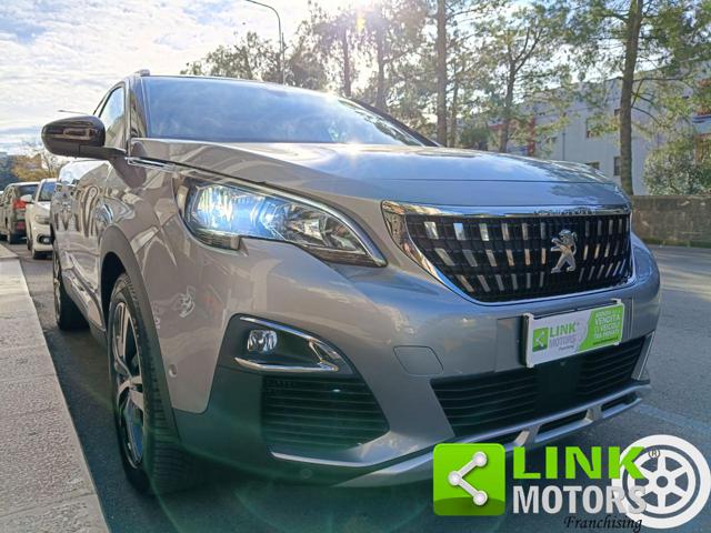 PEUGEOT 3008 usata, con Luci diurne