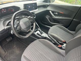 PEUGEOT 2008 usata, con Chiusura centralizzata