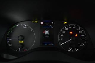 TOYOTA Yaris usata 6