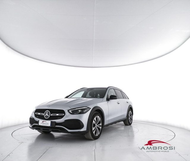 MERCEDES-BENZ C 220 usata 0
